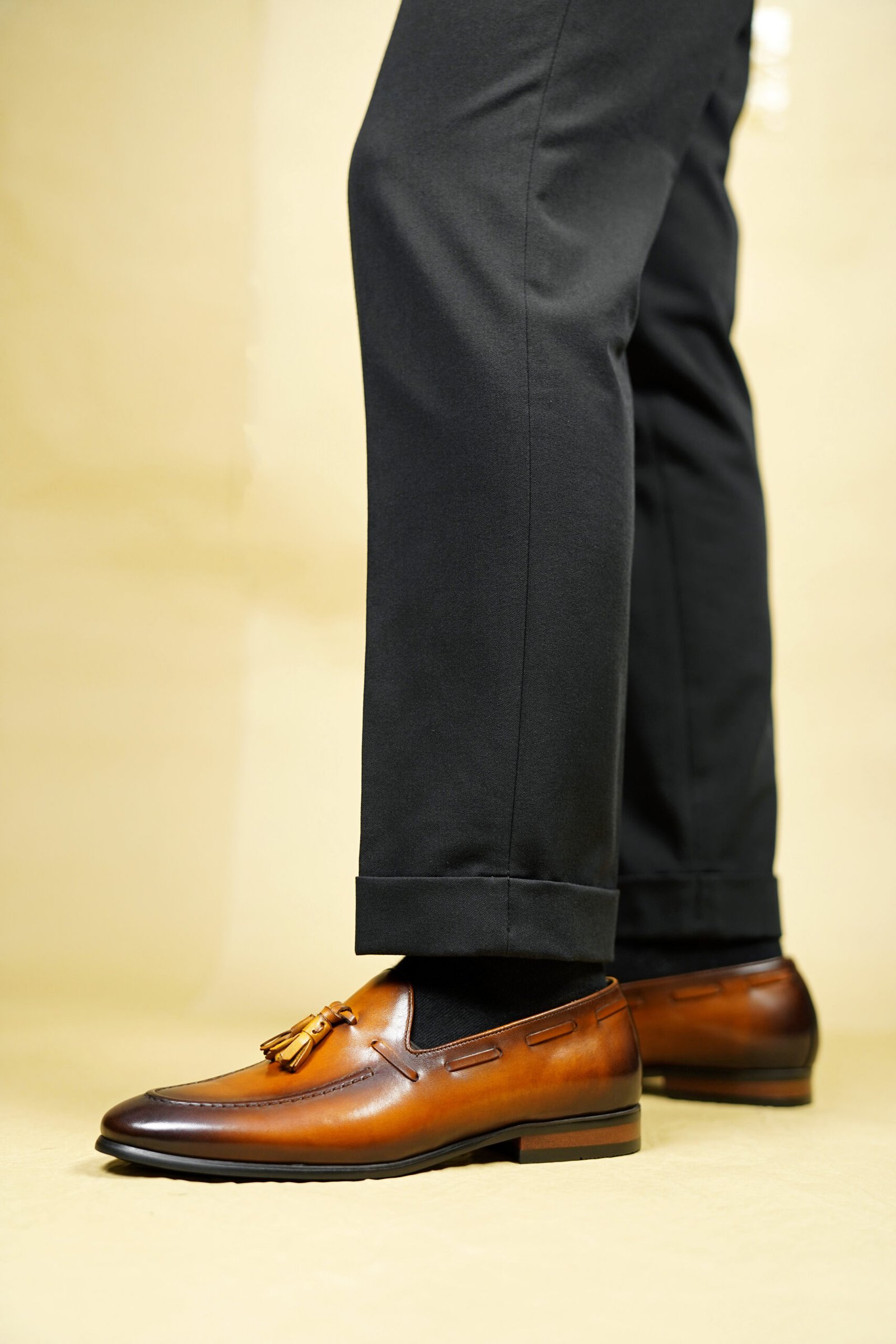 Tan Leather Tassel Loafers for Men 556-01 - Image 2